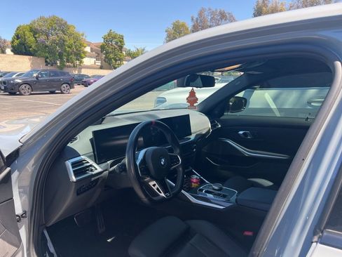 Certified 2025 BMW M340i xDrive w/ Premium Package AWD/4WD image 8
