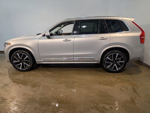 Used 2023 Volvo XC90 B6 Plus w/ Protection Package image 3