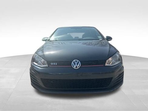Used 2017 Volkswagen GTI S image 4
