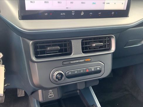 New 2026 Ford Maverick XL AWD/4WD image 18