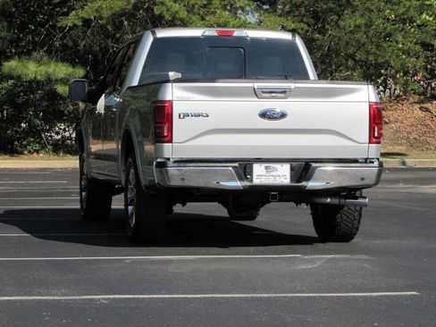 Used 2017 Ford F150 Lariat RWD image 11