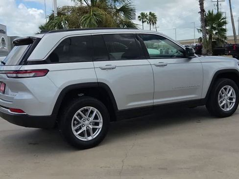 New 2026 Jeep Grand Cherokee Laredo X RWD image 8