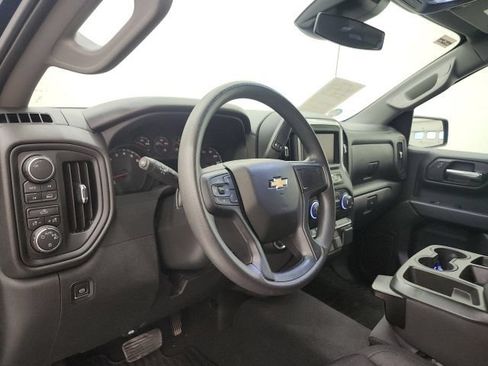 Used 2022 Chevrolet Silverado 1500 Custom AWD/4WD image 12