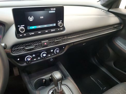 Certified 2025 Honda HR-V Sport image 28