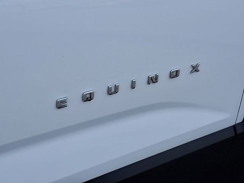 Used 2025 Chevrolet Equinox LT AWD/4WD image 26