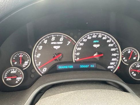Used 2013 Chevrolet Corvette Convertible RWD image 10