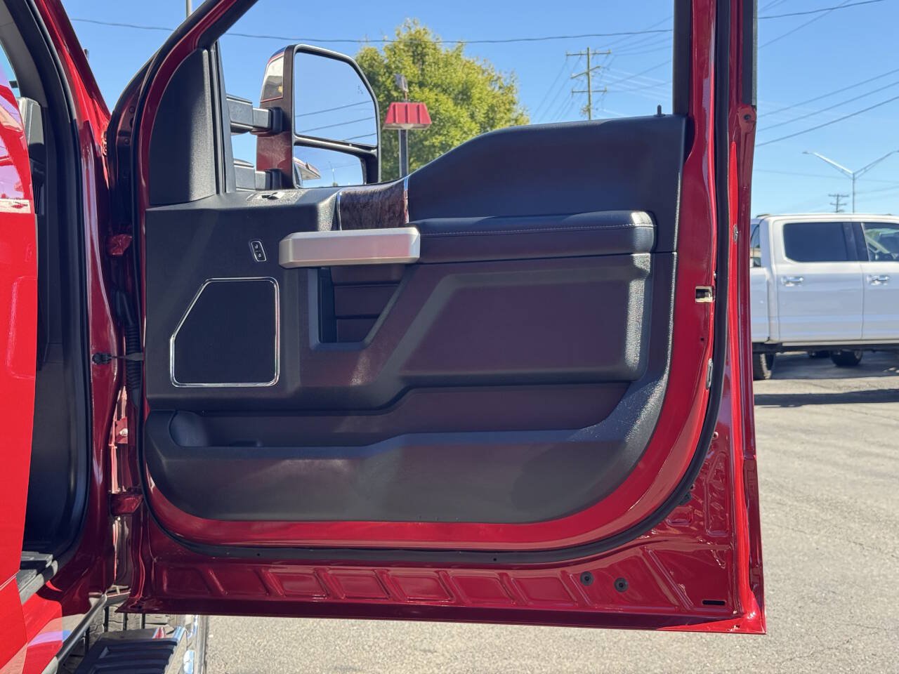 Used 2018 Ford F350 Lariat w/ Lariat Ultimate Package AWD/4WD image 39