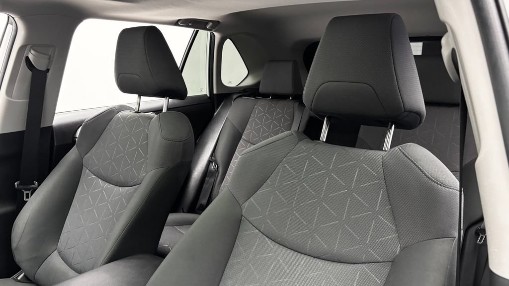 Used 2023 Toyota RAV4 XLE w/ Convenience Package AWD/4WD image 15