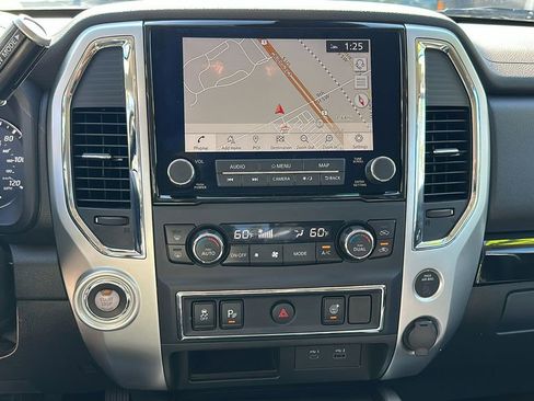 Used 2021 Nissan Titan SV w/ SV Convenience Package image 24