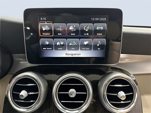 Used 2018 Mercedes-Benz C 300 4MATIC Sedan image 21