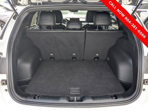 Used 2024 Jeep Compass Latitude image 12