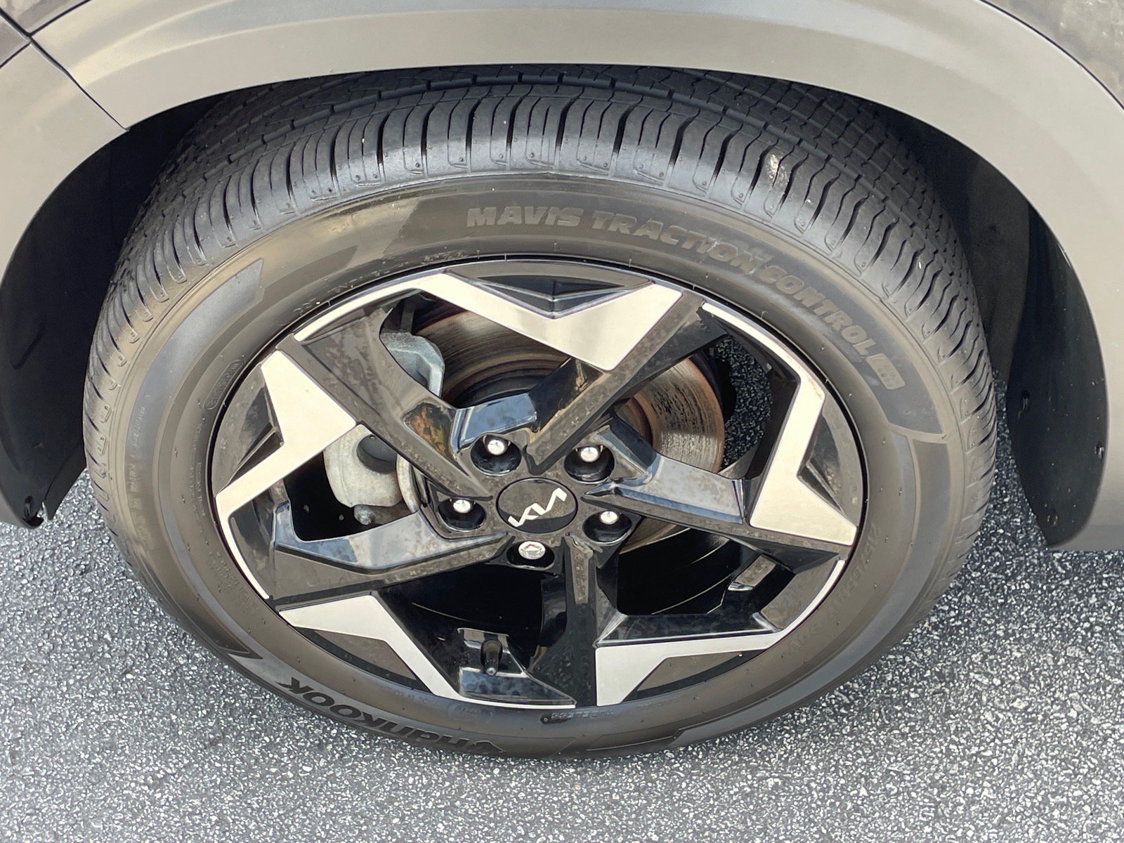 Certified 2024 Kia Seltos EX FWD image 7