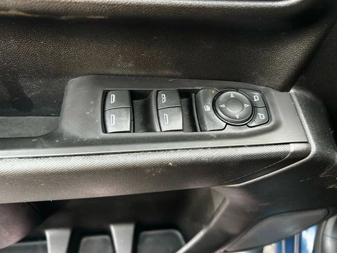 Used 2020 Chevrolet Silverado 1500 Custom w/ Trailering Package image 23