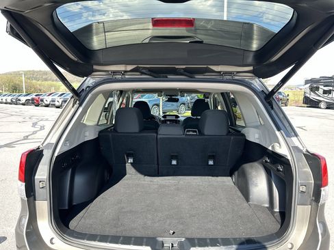 Used 2020 Subaru Forester Premium AWD/4WD image 18