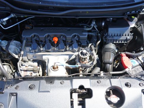 Used 2013 Honda Civic LX image 9