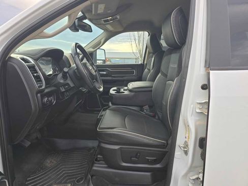 Used 2024 RAM 2500 Laramie image 9