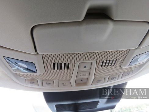 Used 2020 Lincoln Navigator Reserve w/ Luxury Package image 29