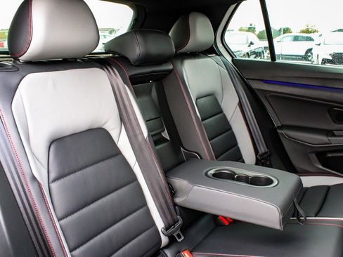 Used 2024 Volkswagen GTI SE image 40