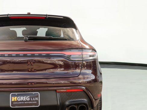 Used 2023 Porsche Macan GTS w/ Sport Chrono Package image 42