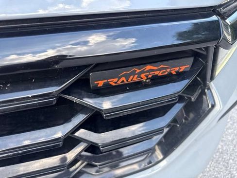 Certified 2025 Honda Pilot TrailSport image 10