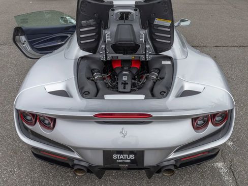 Used 2022 Ferrari F8 Tributo RWD image 52