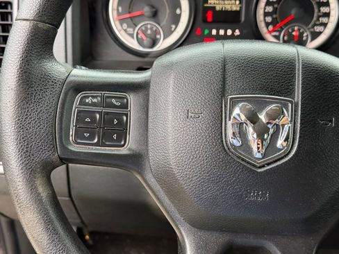 Used 2017 RAM 1500 Express w/ Express Value Package AWD/4WD image 16
