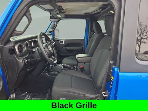 Certified 2022 Jeep Wrangler Willys image 10