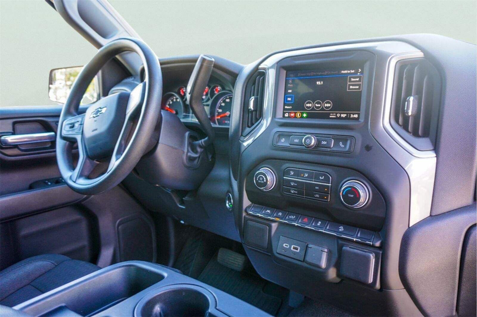 Used 2025 Chevrolet Silverado 1500 Custom Trail Boss AWD/4WD image 22