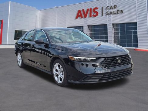 Used 2025 Honda Accord LX image 3