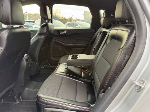 Certified 2024 Ford Escape ST-Line w/ Tech Pack #1 AWD/4WD image 9