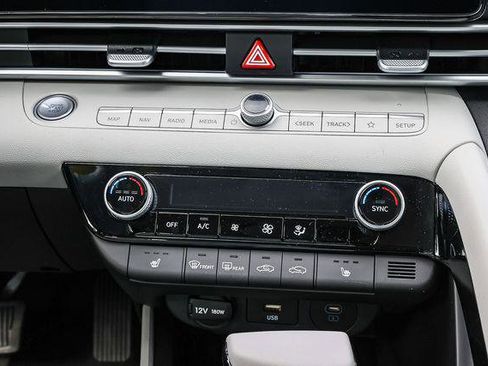 New 2026 Hyundai Elantra Limited FWD image 15