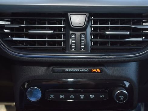Used 2024 Ford Escape Platinum AWD/4WD image 30