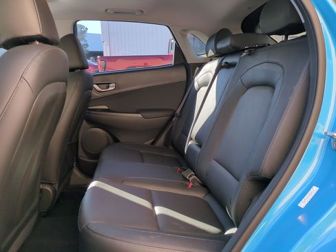 Certified 2022 Hyundai Kona Limited image 13