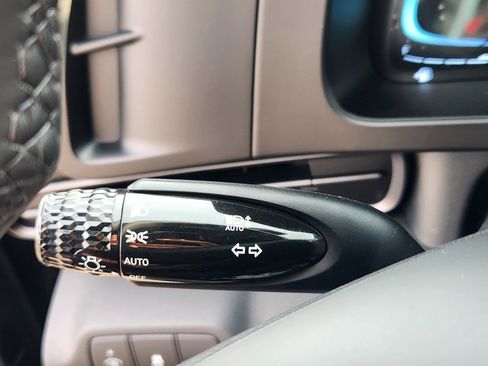 New 2025 Hyundai Elantra Sport image 14