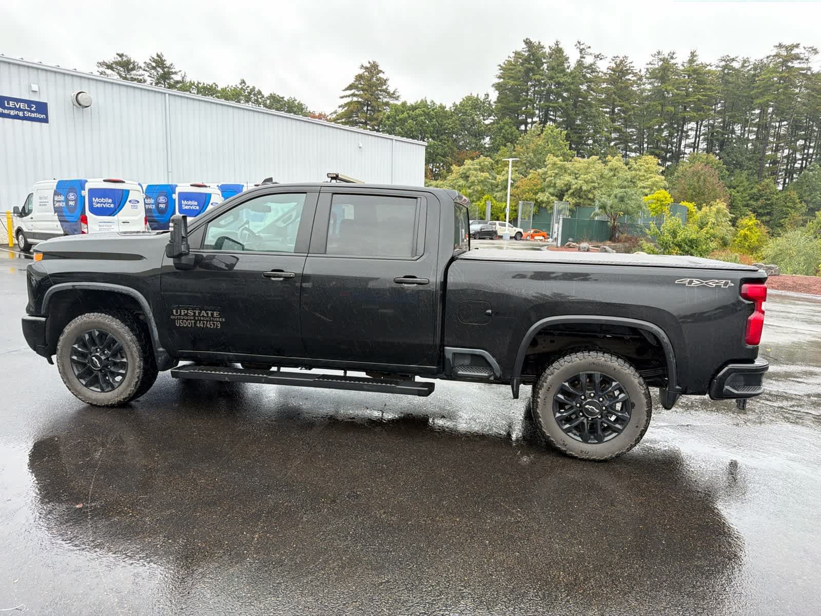 Used 2025 Chevrolet Silverado 2500 Custom w/ Custom Value Package AWD/4WD image 8
