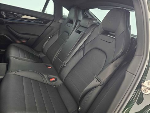 Used 2026 Porsche Panamera RWD image 17