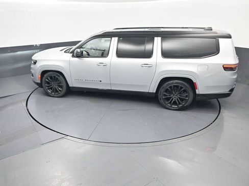 Used 2024 Jeep Grand Wagoneer L Series II w/ Quick Order Packagew 28T image 41