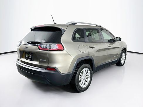 Used 2021 Jeep Cherokee Latitude FWD image 9