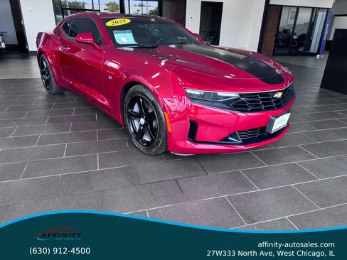 Used 2021 Chevrolet Camaro LT w/ Technology Package image 1