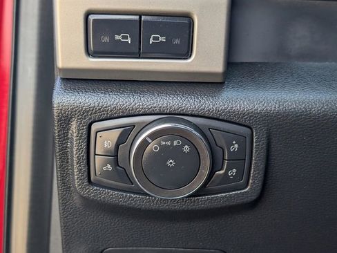 Used 2019 Ford F250 Lariat w/ Lariat Value Package image 23