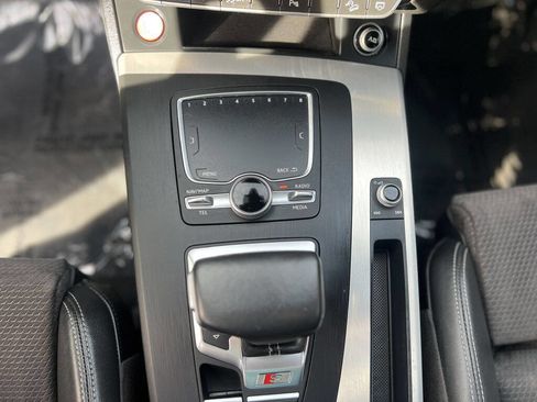 Used 2018 Audi SQ5 Premium Plus w/ Navigation Package image 15