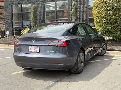Used 2022 Tesla Model 3 Long Range image 10