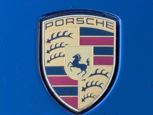 Used 2023 Porsche Macan AWD/4WD image 24