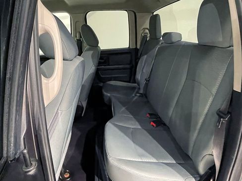 Used 2019 RAM 1500 Express AWD/4WD image 17