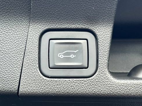 Used 2019 GMC Acadia SLT AWD/4WD image 38