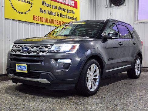 Used 2018 Ford Explorer XLT w/ Equipment Group 202A AWD/4WD image 1