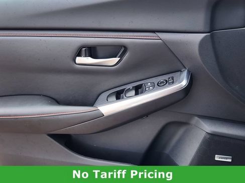 Certified 2025 Nissan Sentra SR w/ SR Premium Package FWD image 22