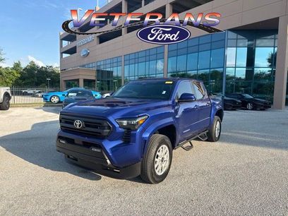 Used 2025 Toyota Tacoma SR5