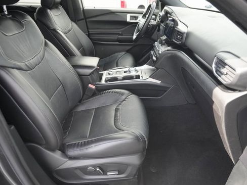 Certified 2020 Ford Explorer ST image 19
