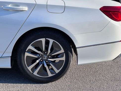 Used 2021 Honda Accord EX image 30